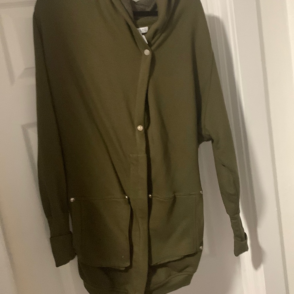 Hooded sweater in Green